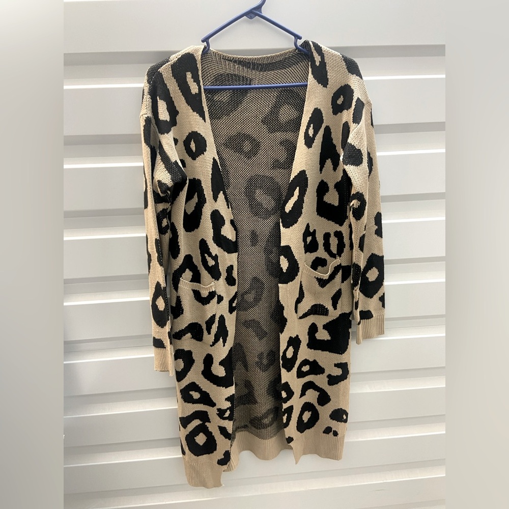 Leopard print long knee length cardigan size medium